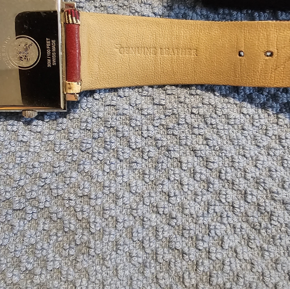 Burberry BU2152 Women’s Heritage Watch, Rectangular Face, Nova Check Strap & Box - Picture 12 of 15